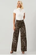 Jean wide leg με κεντητά λουλούδια καφέ
