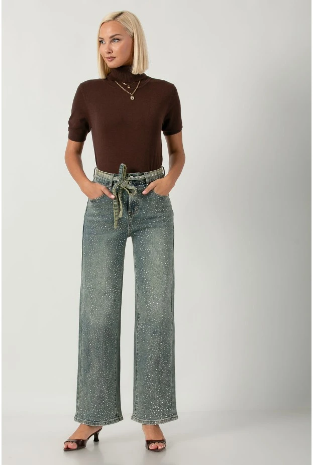 Jean straight leg με στρας και ζωνάκι μπλε