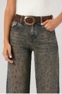 Jean carrot με animal print στρας dirty blue