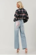 Jean straight leg με φθορές και λεοπάρ στράς στην πίσω τσέπη μπλε ανοιχτό