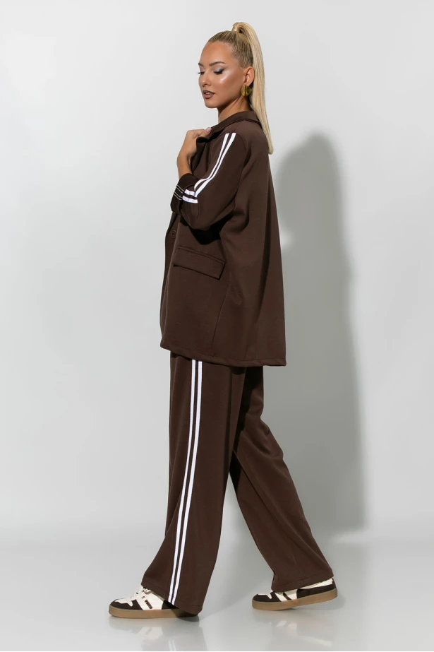 Σετ παντελόνα και blazer με ρίγες στο πλάι καφέ Σετ παντελόνα και blazer με ρίγες στο πλάι καφέ