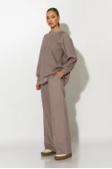 Σετ παντελόνα και oversized μπλούζα με δέσιμο στην πλάτη πούρο Σετ παντελόνα και oversized μπλούζα με δέσιμο στην πλάτη πούρο