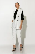 Σετ παντελόνι και oversized αμάνικο blazer με βάτες λευκό Σετ παντελόνι και oversized αμάνικο blazer με βάτες λευκό