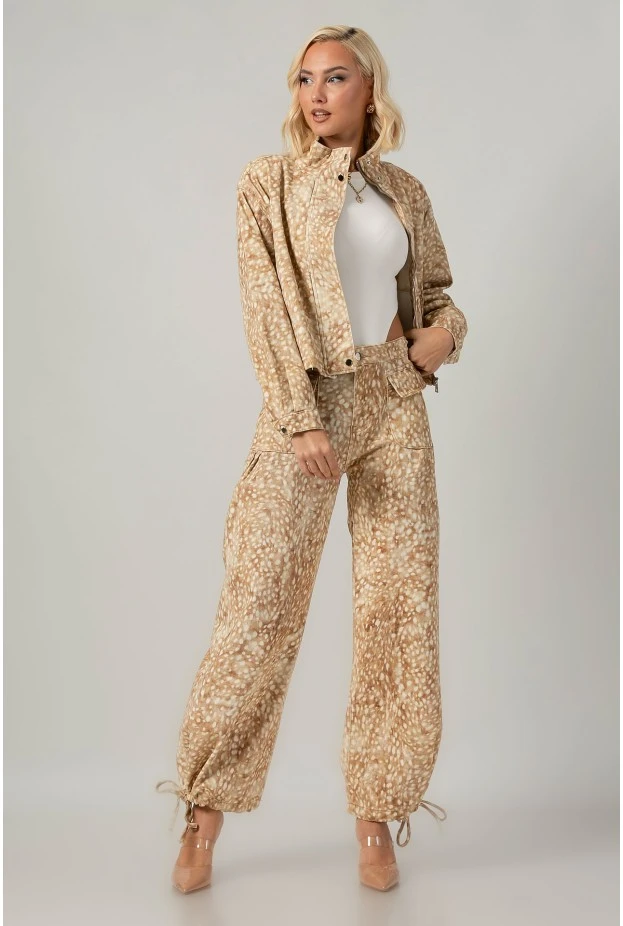 Σετ jean jacket animal print και παντελόνι με δέσιμο και τσέπες μπεζ