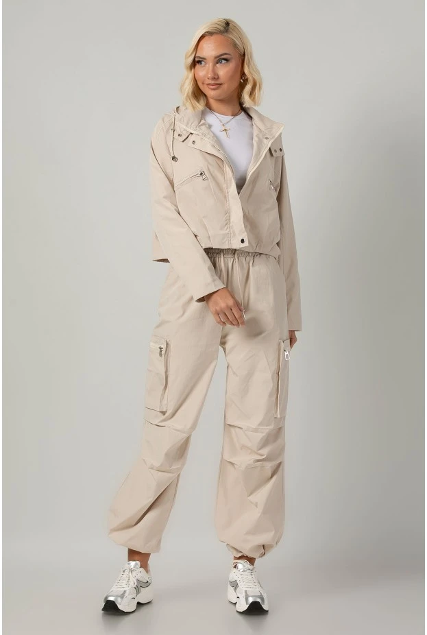Σετ fly cropped jacket και παντελόνι cargo μπεζ ανοιχτό