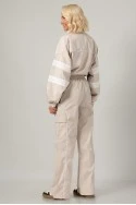 Σετ fly cropped jacket και παντελόνι cargo με λευκές λεπτομέρειες μπεζ ανοιχτό