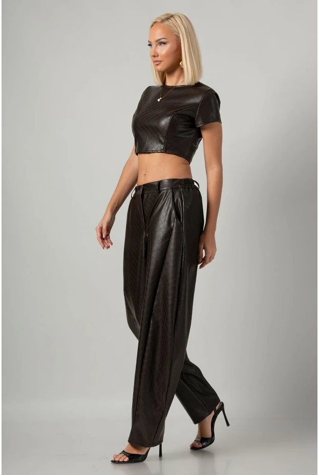 Σετ leather καπιτονέ crop top με φερμουάρ και παντελόνι balloon καφέ