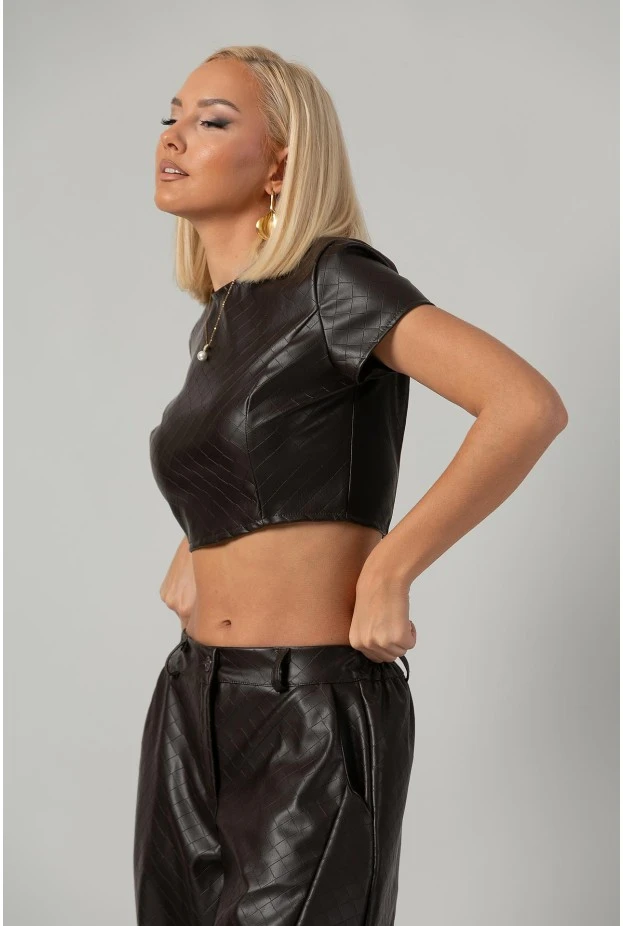 Σετ leather καπιτονέ crop top με φερμουάρ και παντελόνι balloon καφέ