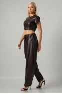 Σετ leather καπιτονέ crop top με φερμουάρ και παντελόνι balloon μπορντό