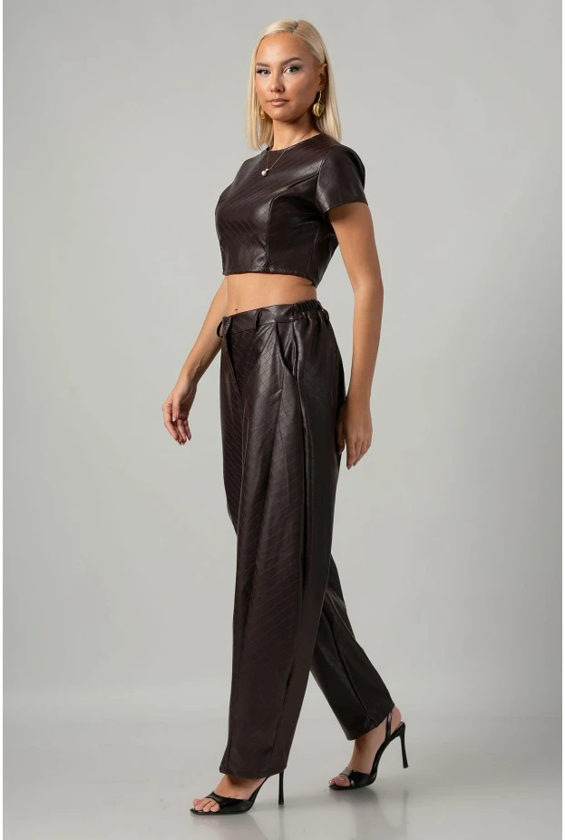 Σετ leather καπιτονέ crop top με φερμουάρ και παντελόνι balloon μπορντό