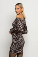 Μίνι φόρεμα leopard print βελούρ με λοξή λαιμόκοψη μπεζ ανοιχτό