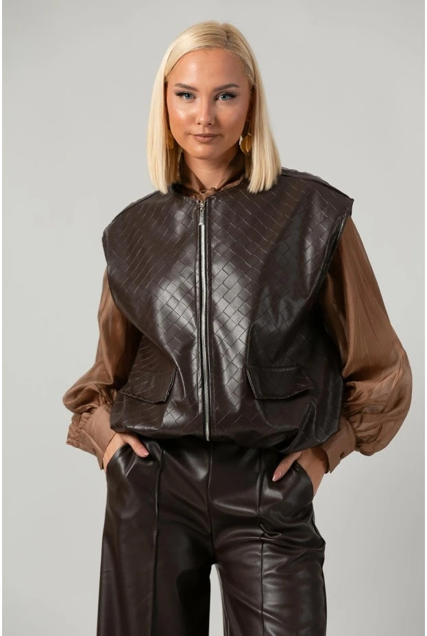 Leather jacket καπιτονέ αμάνικο με φερμουάρ και λάστιχο καφέ