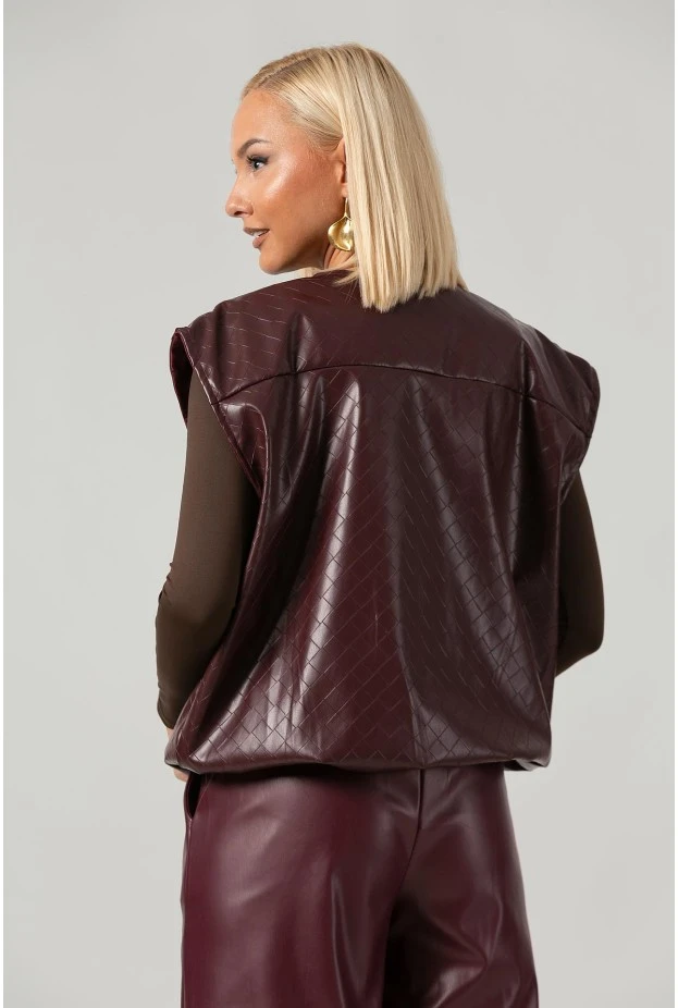 Leather jacket καπιτονέ αμάνικο με φερμουάρ και λάστιχο βουργουνδί