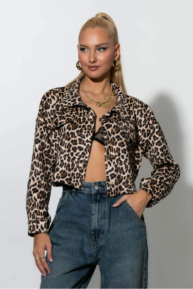 Cropped jacket λεοπάρ με τσέπες μπεζ 