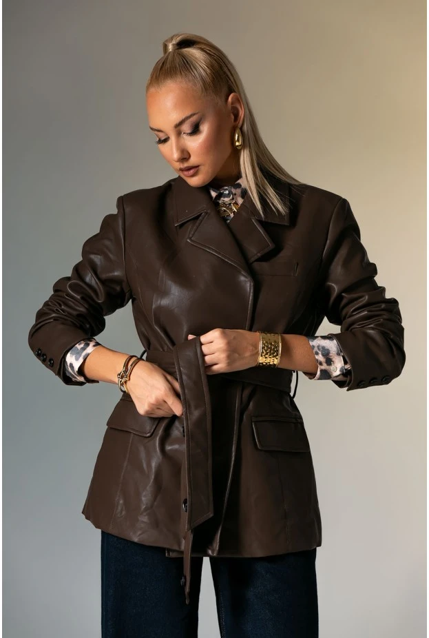 Leather jacket με ζώνη καφέ
