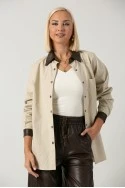 Jacket με κουμπιά και leather λεπτομέριες μπεζ
