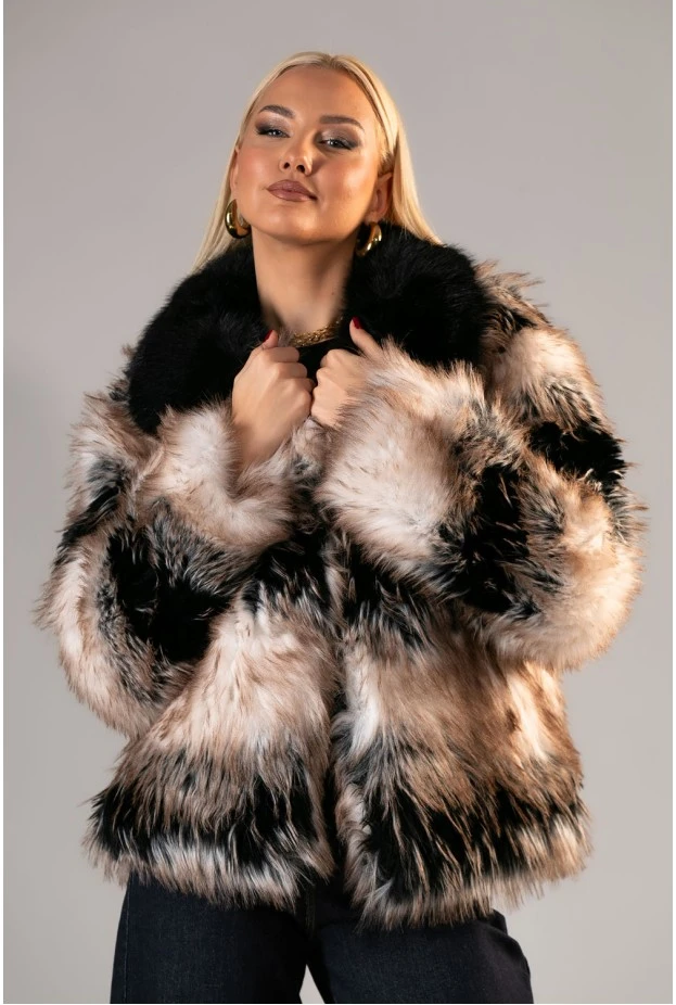 Γούνινο jacket με διαφορετικές αποχρώσεις μαύρο