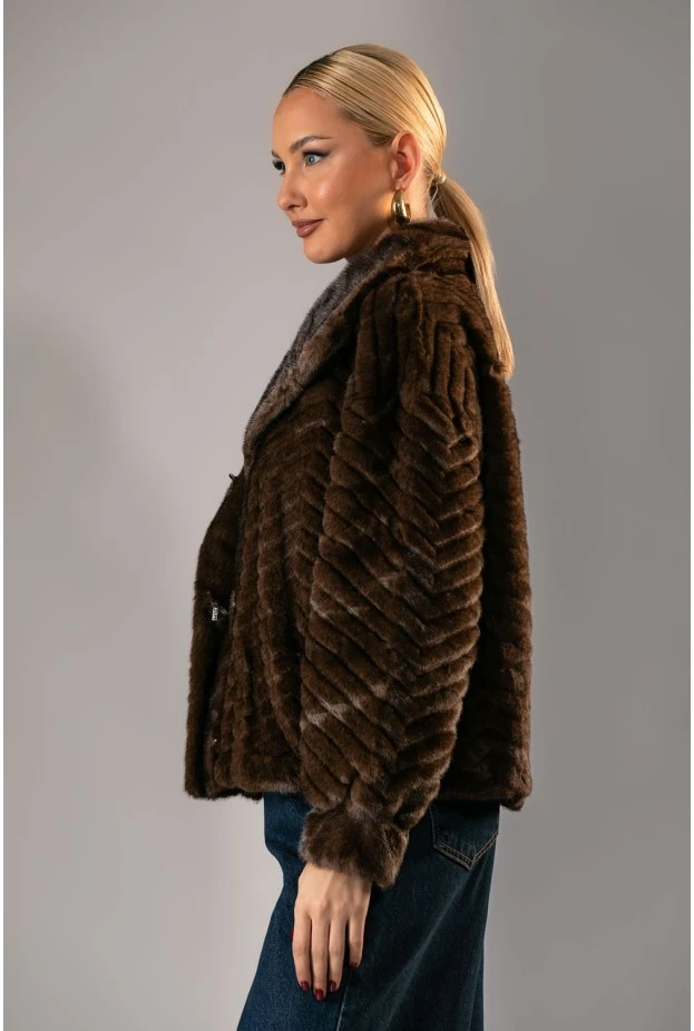 Γούνινο jacket με εφέ καφέ