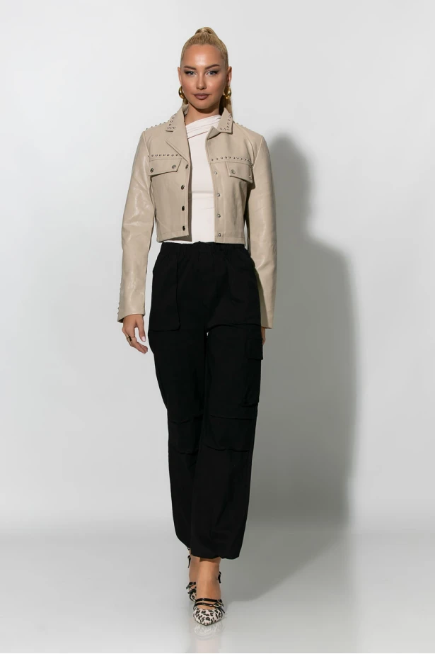 Cropped leather jacket με τρουκς μπεζ