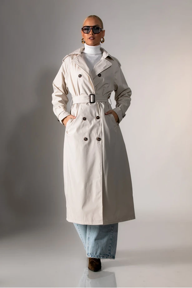 Καμπαρτίνα με λεπτομέρειες κουμπιά και ζώνη εκρού 