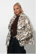 Γούνινο jacket με γιακά μπεζ Γούνινο jacket με γιακά μπεζ