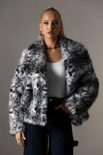 Γούνινο jacket με γιακά καφέ