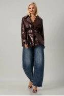 Leather jacket με ζώνη και balloon τελείωμα μπορντό