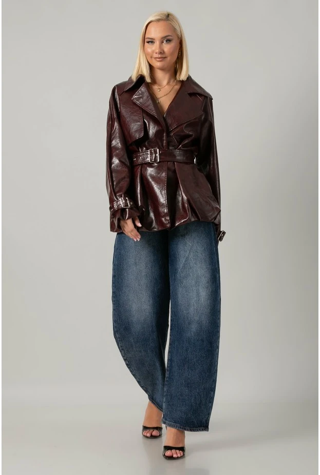 Leather jacket με ζώνη και balloon τελείωμα μπορντό