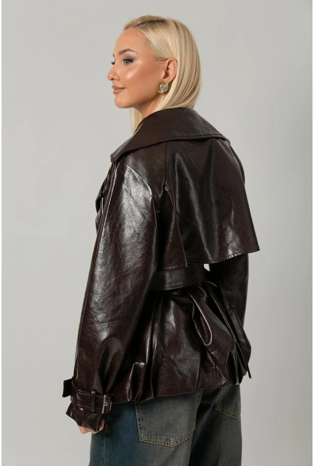 Leather jacket με ζώνη και balloon τελείωμα καφέ