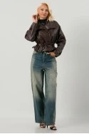 Leather jacket cropped με ζώνη και μεγάλο γιακά μπορντό