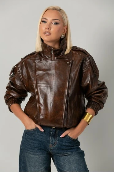 Leather jacket με vintage εφέ και λάστιχο στα μάνικια και στη μέση καφέ