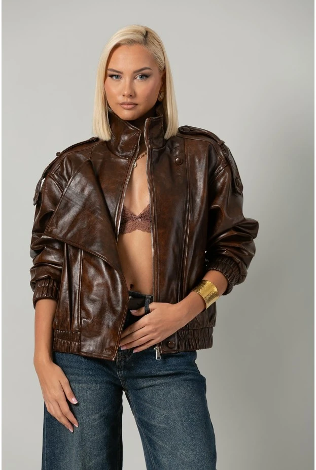 Leather jacket με vintage εφέ και λάστιχο στα μάνικια και στη μέση καφέ