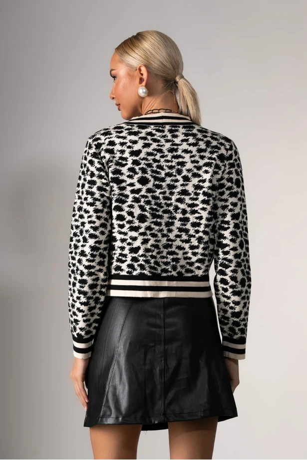 Ζακέτα με animal print και κουμπιά λευκό-μαύρο