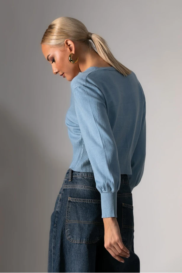 Πλεκτή ζακέτα με στρας κουμπιά σιέλ