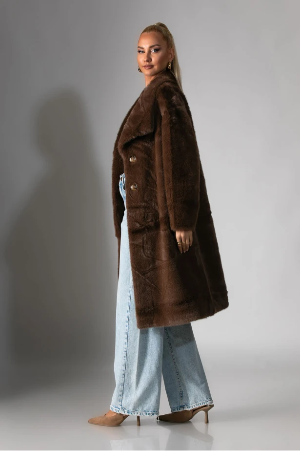 Γούνα μακριά με κουμπιά και τσέπες καφέ 