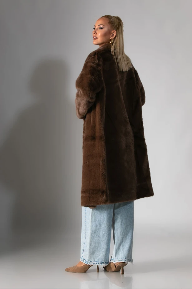 Γούνα μακριά με κουμπιά και τσέπες καφέ 