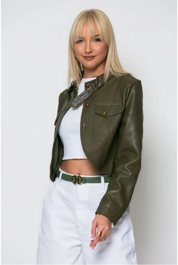 Cropped leather jacket με κουμπιά και λεπτομέρεια στον γιακά χακί