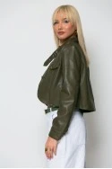 Cropped leather jacket με κουμπιά και λεπτομέρεια στον γιακά χακί