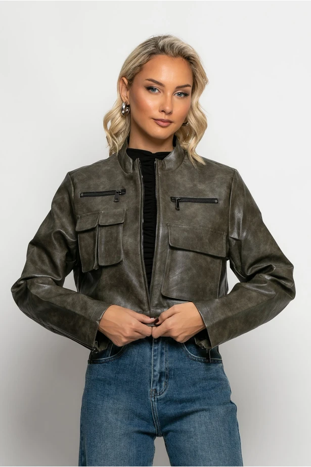 Jacket δερματίνη με τσέπες μπροστά γκρι Jacket δερματίνη με τσέπες μπροστά γκρι