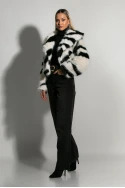 Γούνινο jacket με γιακά εκρού Γούνινο jacket με γιακά εκρού