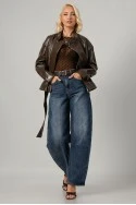Leather jacket με ψηλό λαιμό και ζώνη καφέ