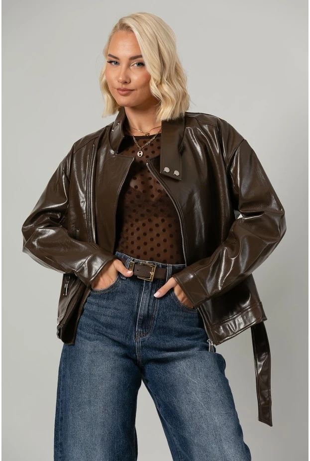 Leather jacket με ψηλό λαιμό και ζώνη καφέ