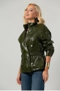 Leather jacket vinyl με σούρες στη μέση λαδί