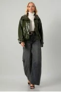 Leather jacket vinyl με καρό λεπτομέρειες και λάστιχο στη μέση λαδί
