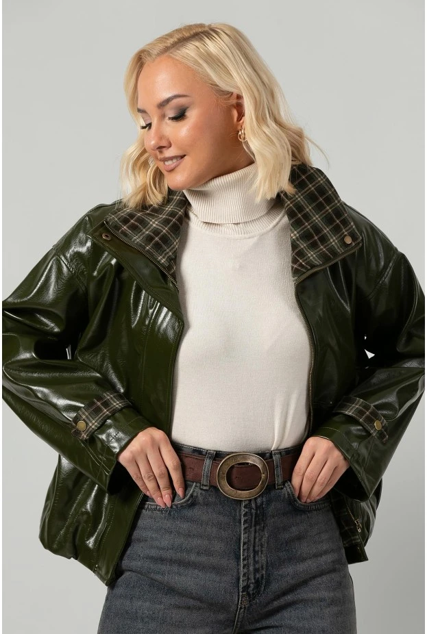 Leather jacket vinyl με καρό λεπτομέρειες και λάστιχο στη μέση λαδί
