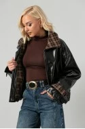 Leather jacket vinyl με καρό λεπτομέρειες και λάστιχο στη μέση μαύρο