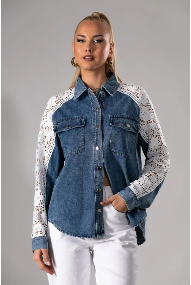 Jean jacket με κέντημα στα μανίκια μπλε