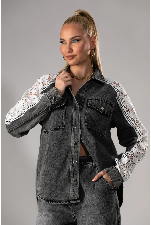 Jean jacket με κέντημα στα μανίκια γκρι
