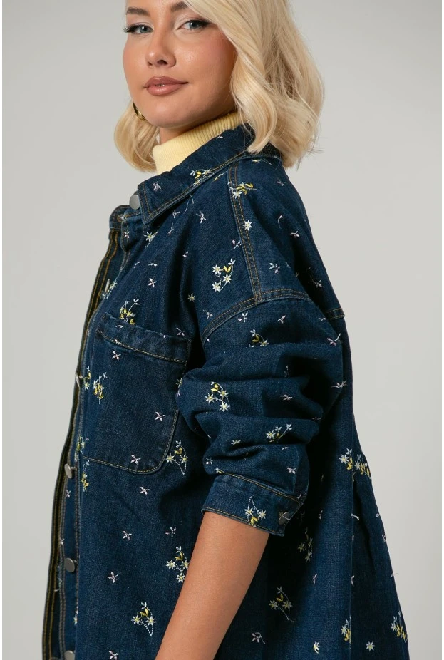 Jean jacket με τσέπες και κεντητά λουλούδια μπλε σκούρο