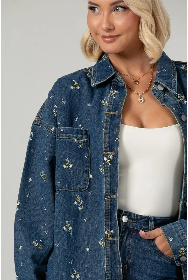 Jean jacket με τσέπες και κεντητά λουλούδια μπλε